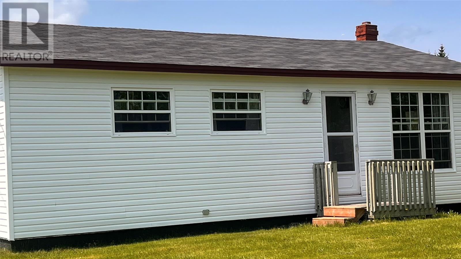 5 Luby's Lane - 1