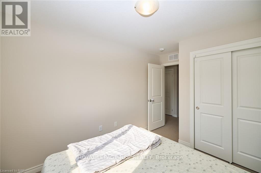 130 ACACIA ROAD - 12