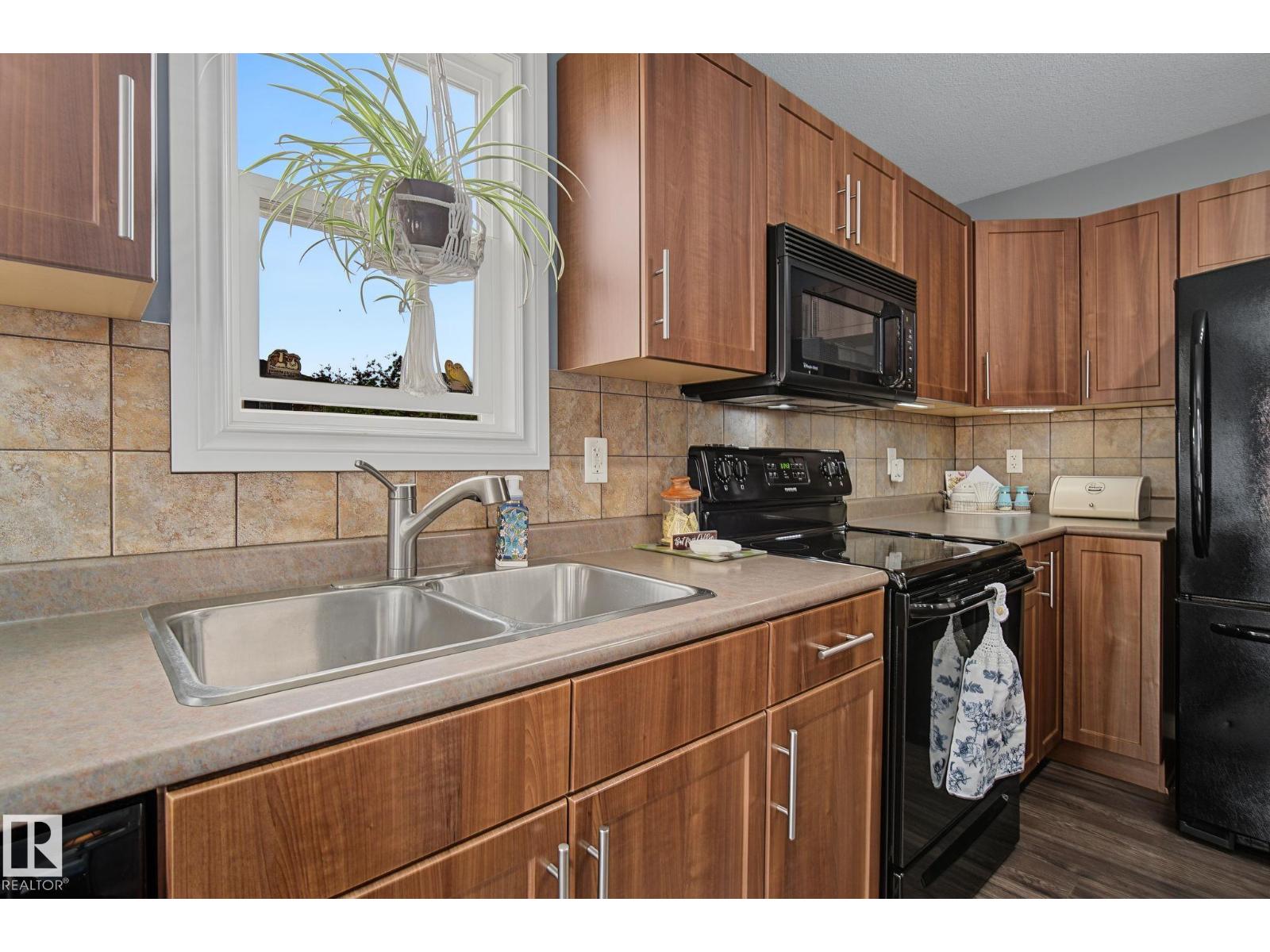 #13 85 SPRUCE VILLAGE DR DR — photo 9