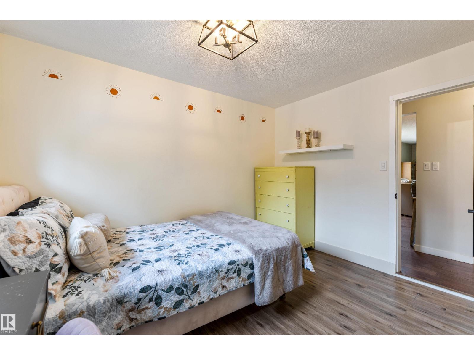 23 GLENHAVEN CR - 14