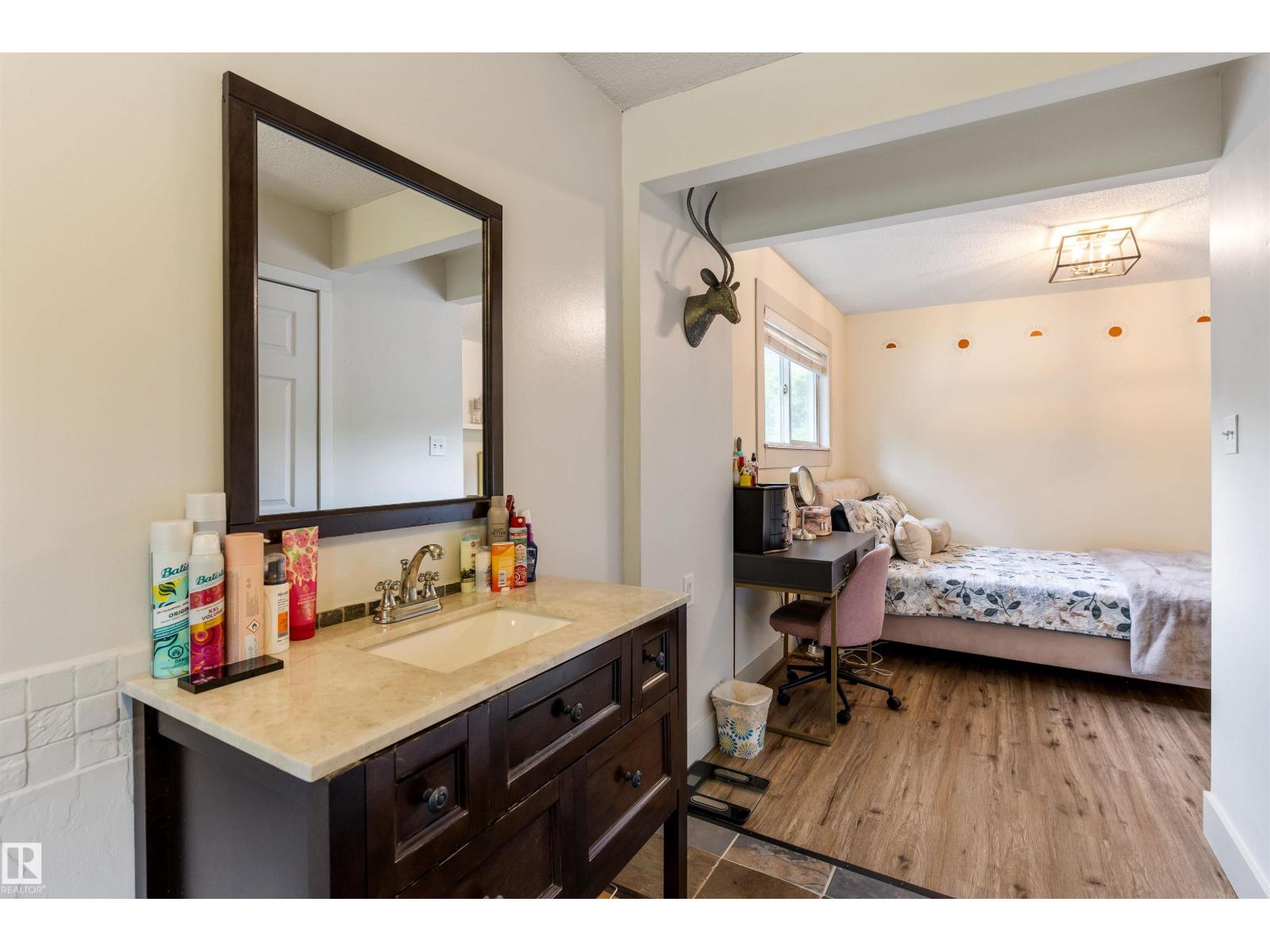 23 GLENHAVEN CR - 17