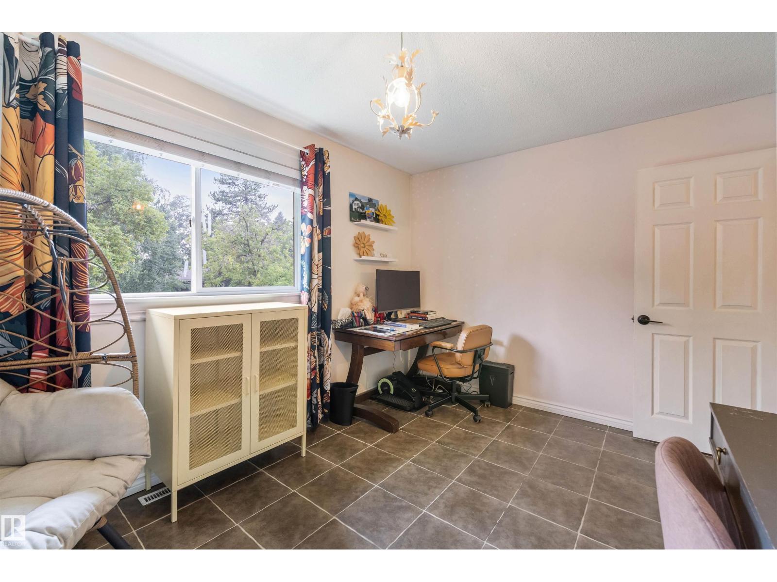 23 GLENHAVEN CR - 20