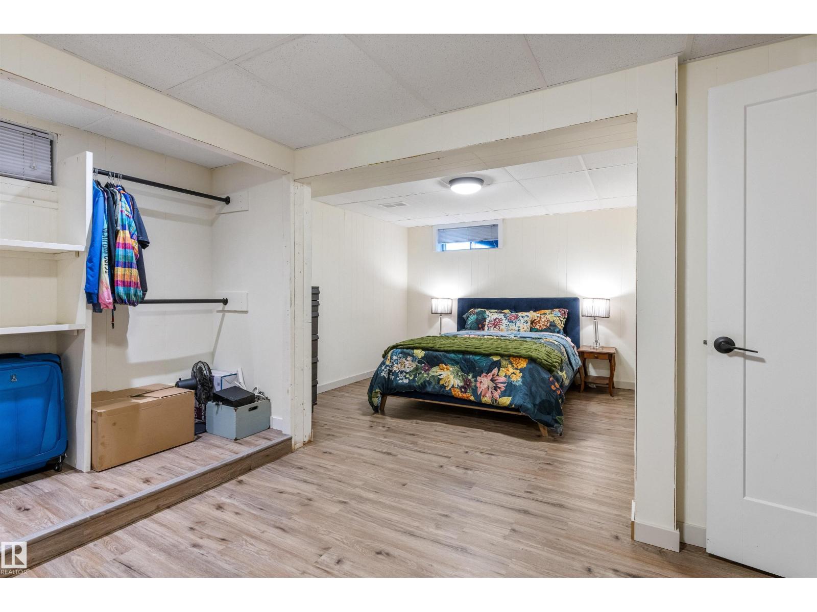 23 GLENHAVEN CR - 31
