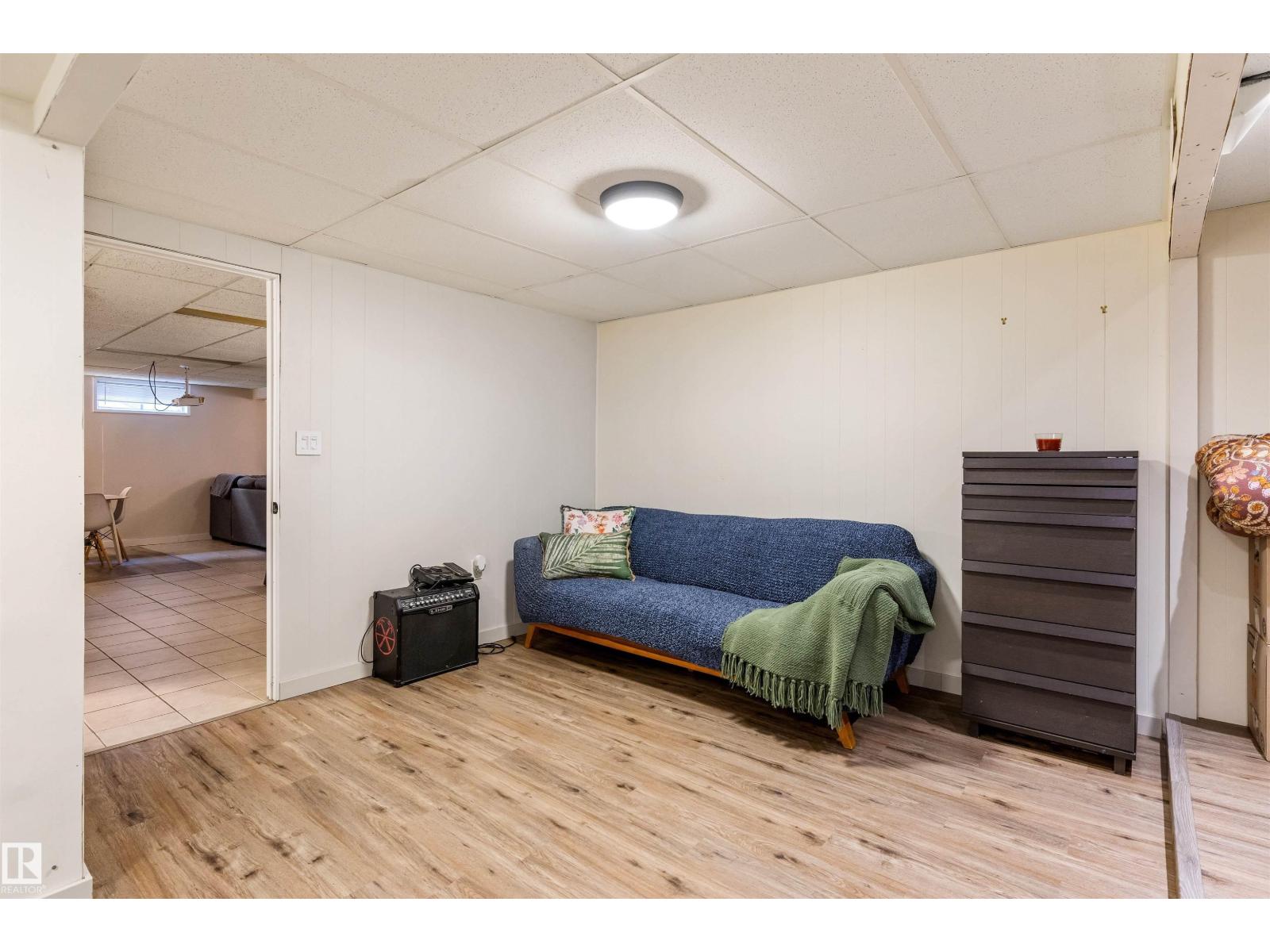 23 GLENHAVEN CR - 33