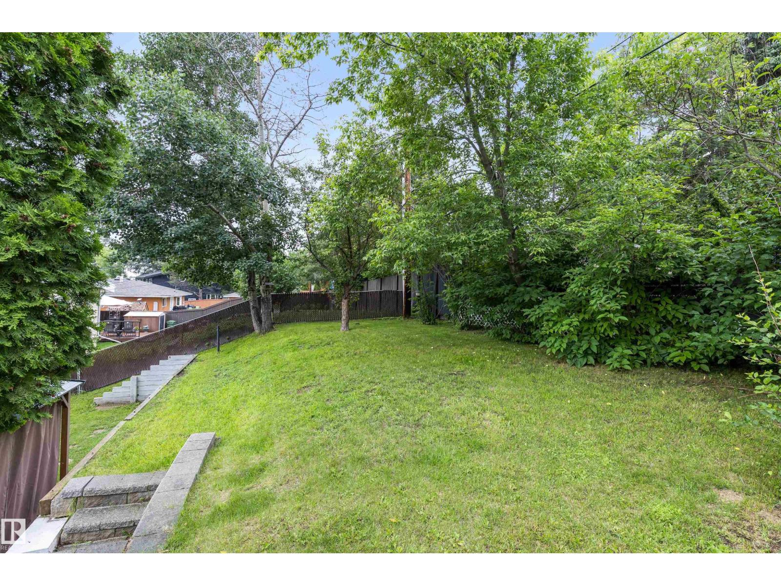 23 GLENHAVEN CR - 42
