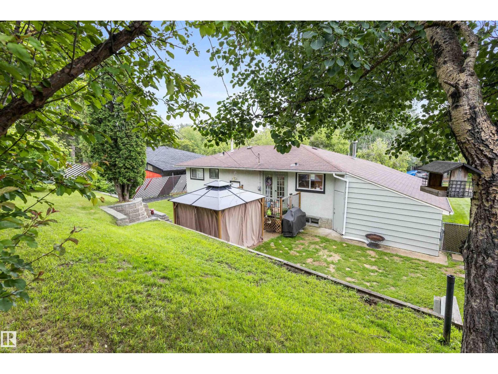 23 GLENHAVEN CR - 45