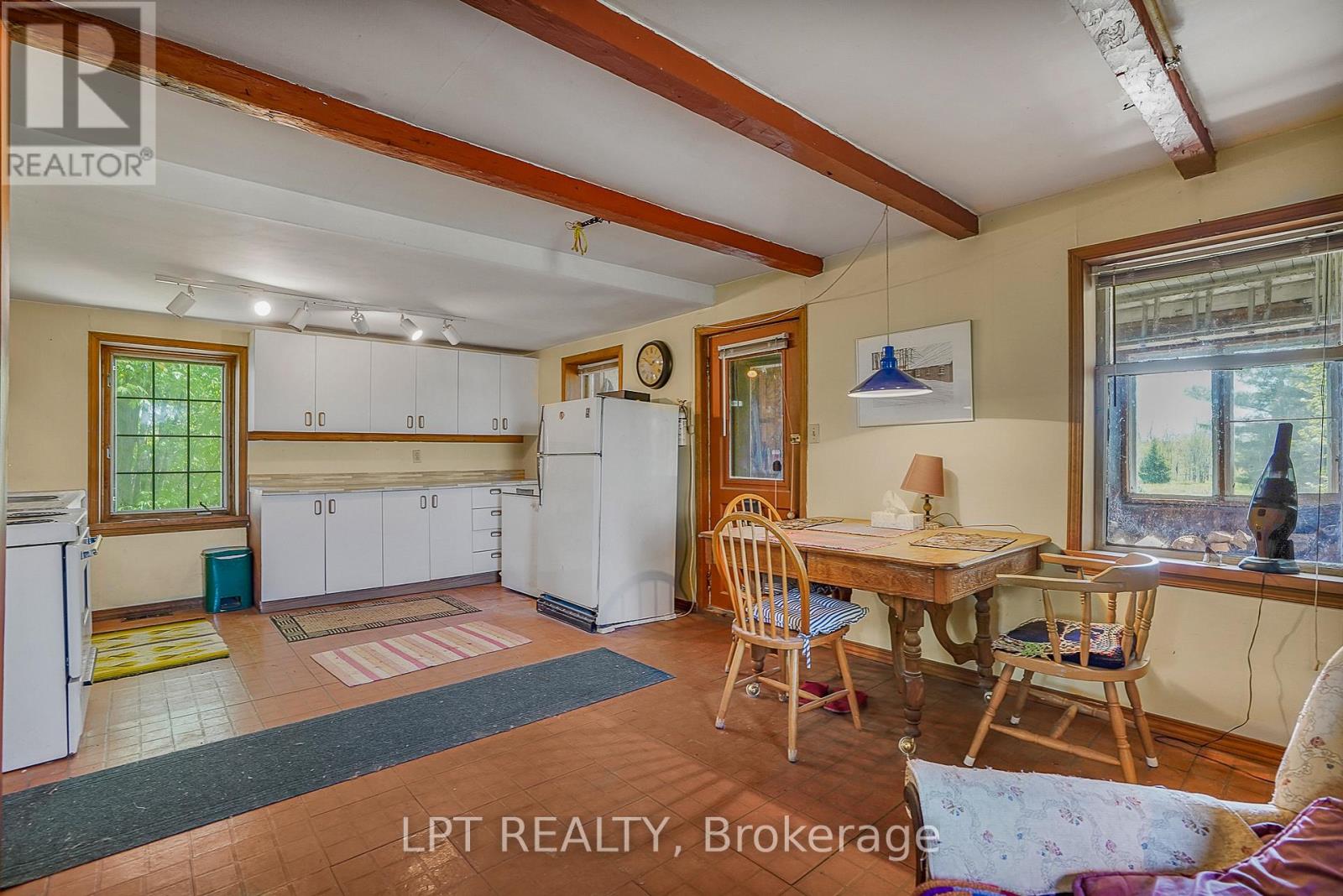 3515 GREENLANE ROAD - 11