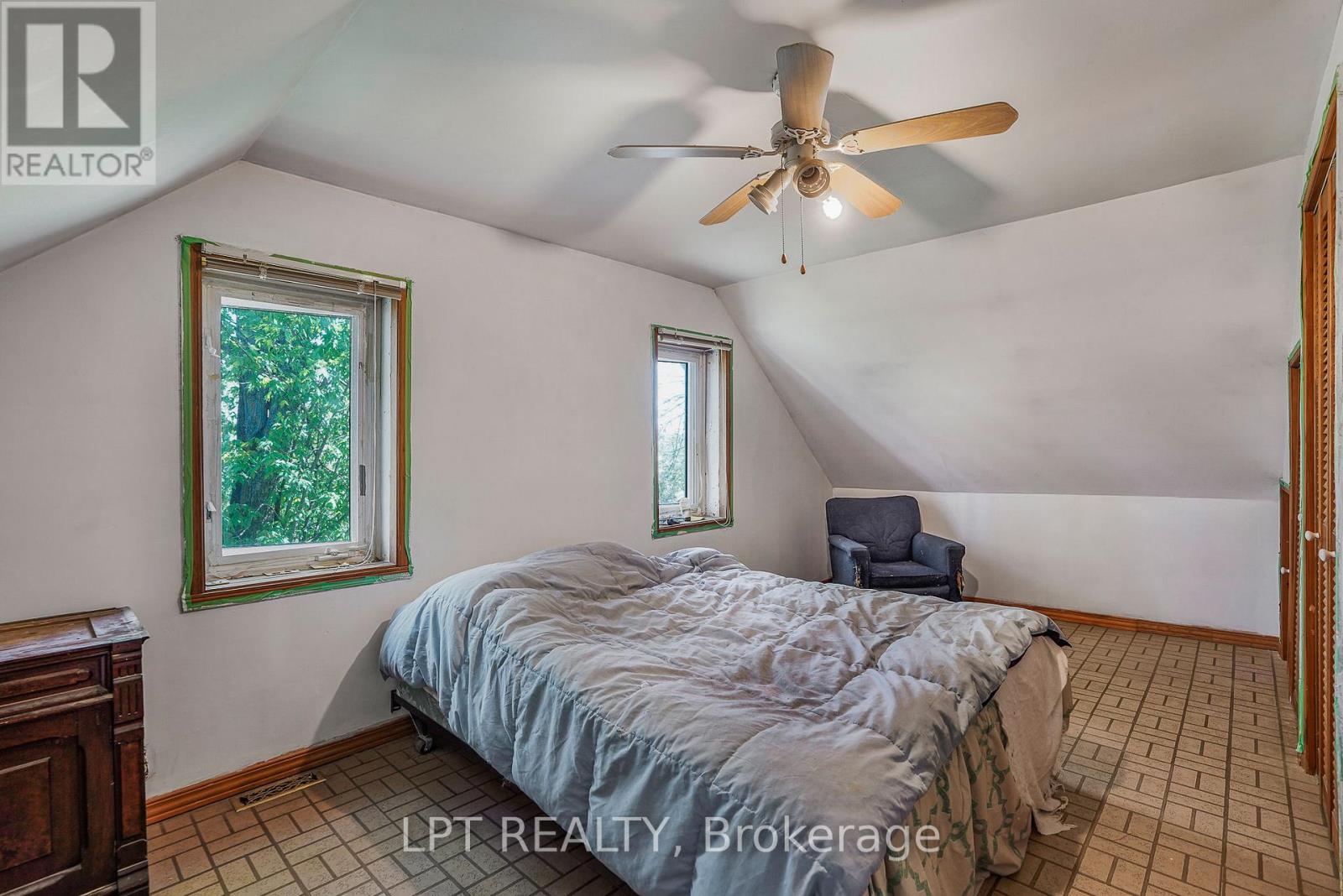 3515 GREENLANE ROAD - 18