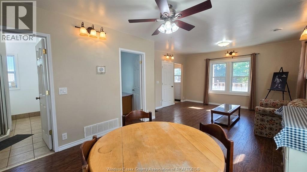 721-723 CAMPBELL AVENUE - 15