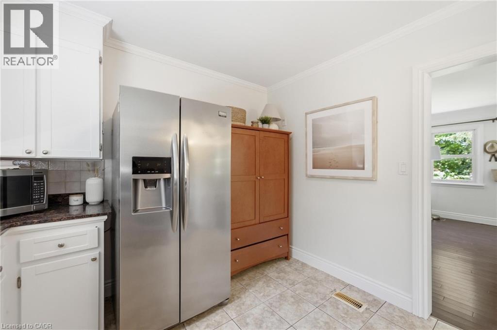 16 CARRINGTON Court - 18
