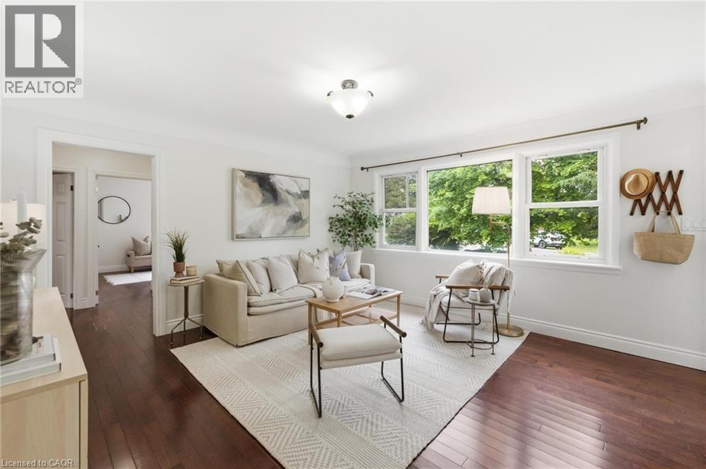 16 CARRINGTON Court - 6