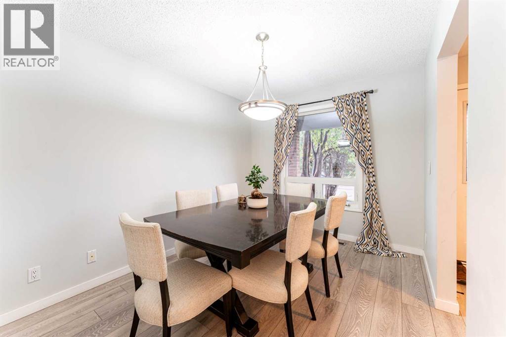 332 Deer Run Crescent SE - 10