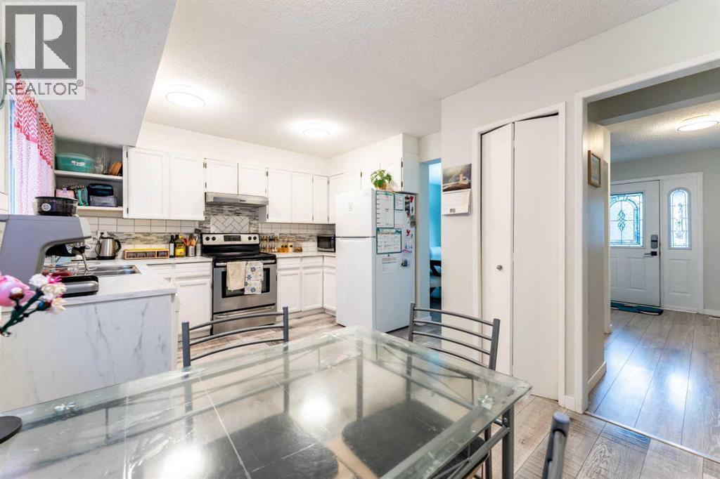 332 Deer Run Crescent SE - 15