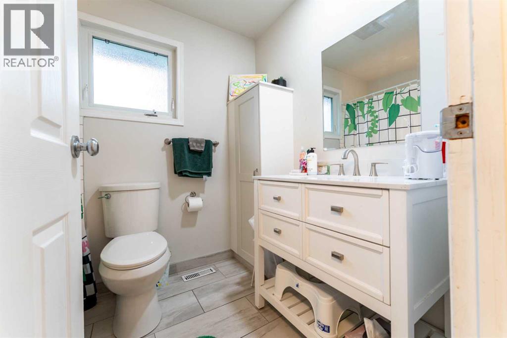 332 Deer Run Crescent SE - 26