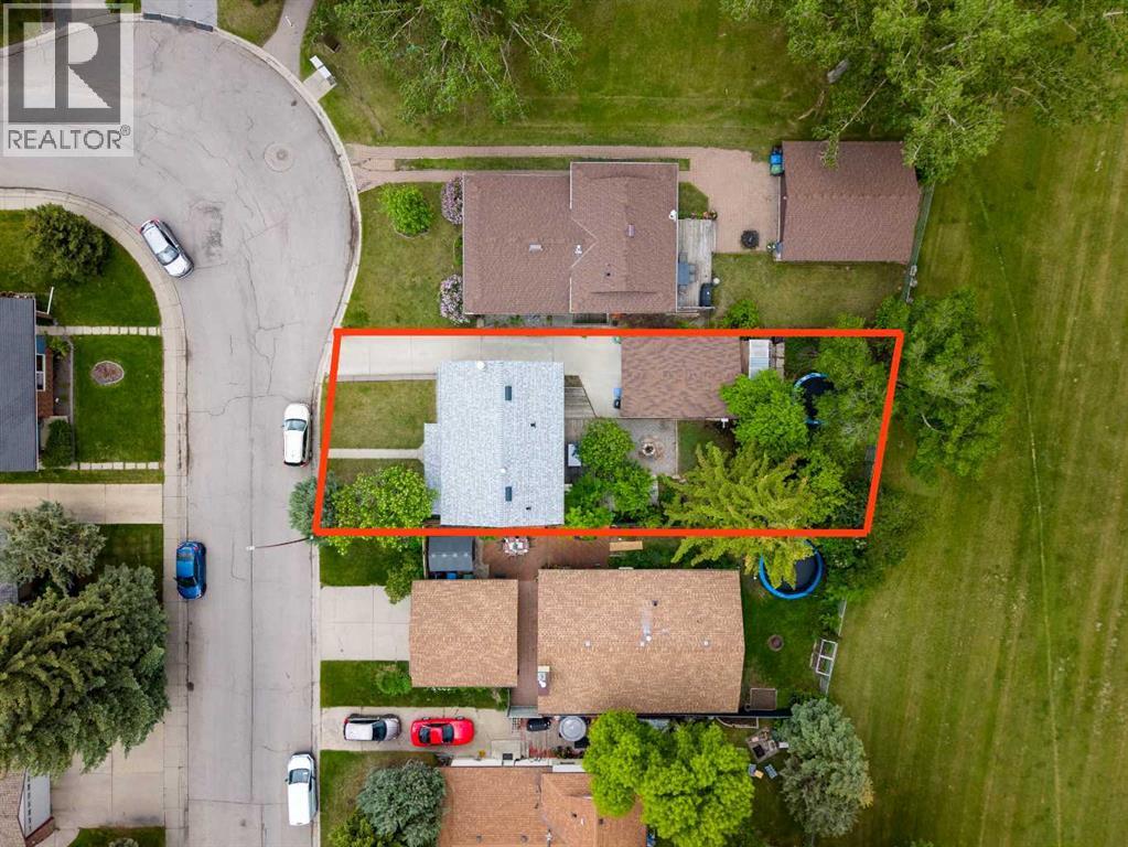 332 Deer Run Crescent SE - 47