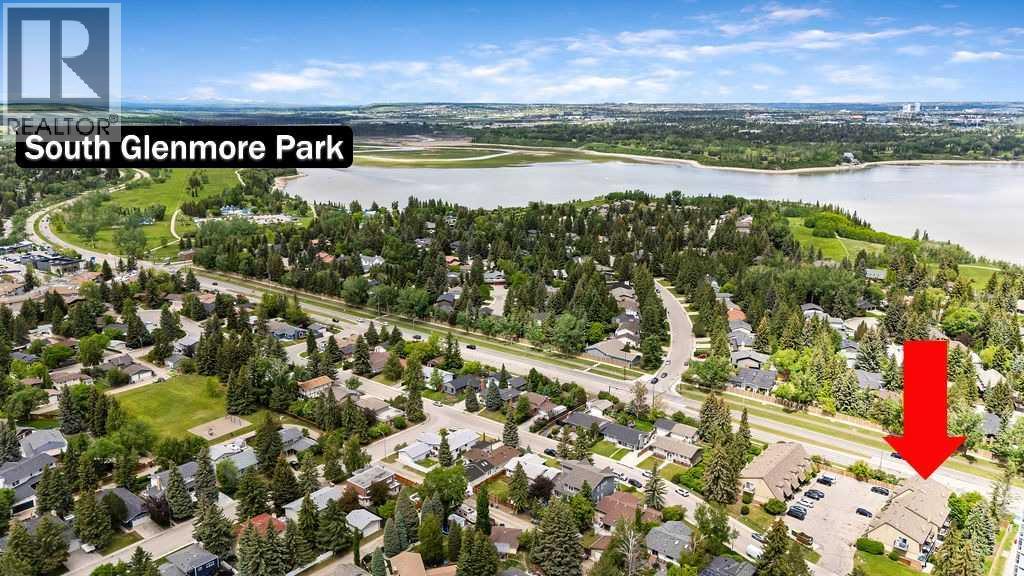 #12 2204 Paliswood Road SW - 36