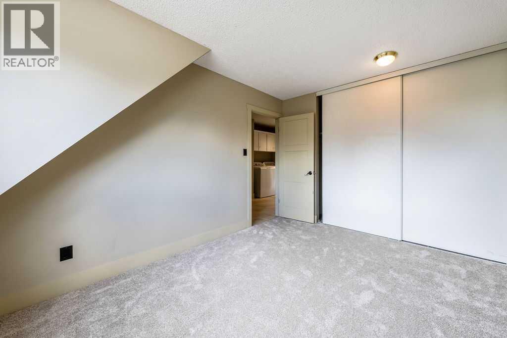 #12 2204 Paliswood Road SW - 29