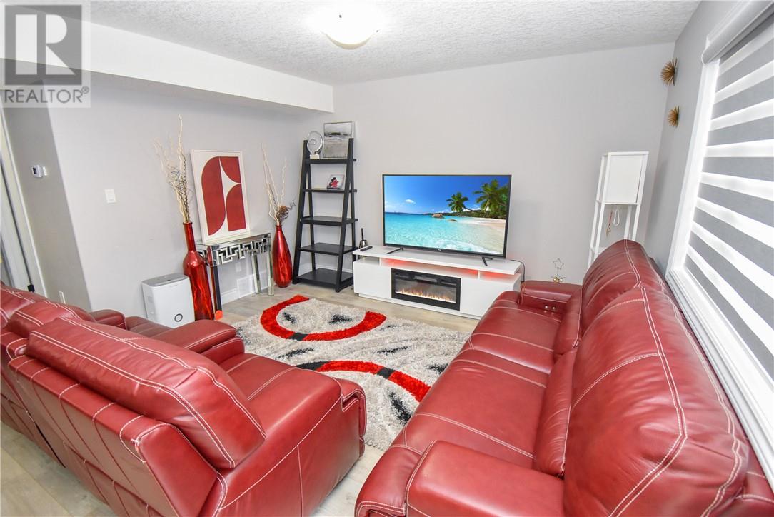 1317 Holland Road - 18