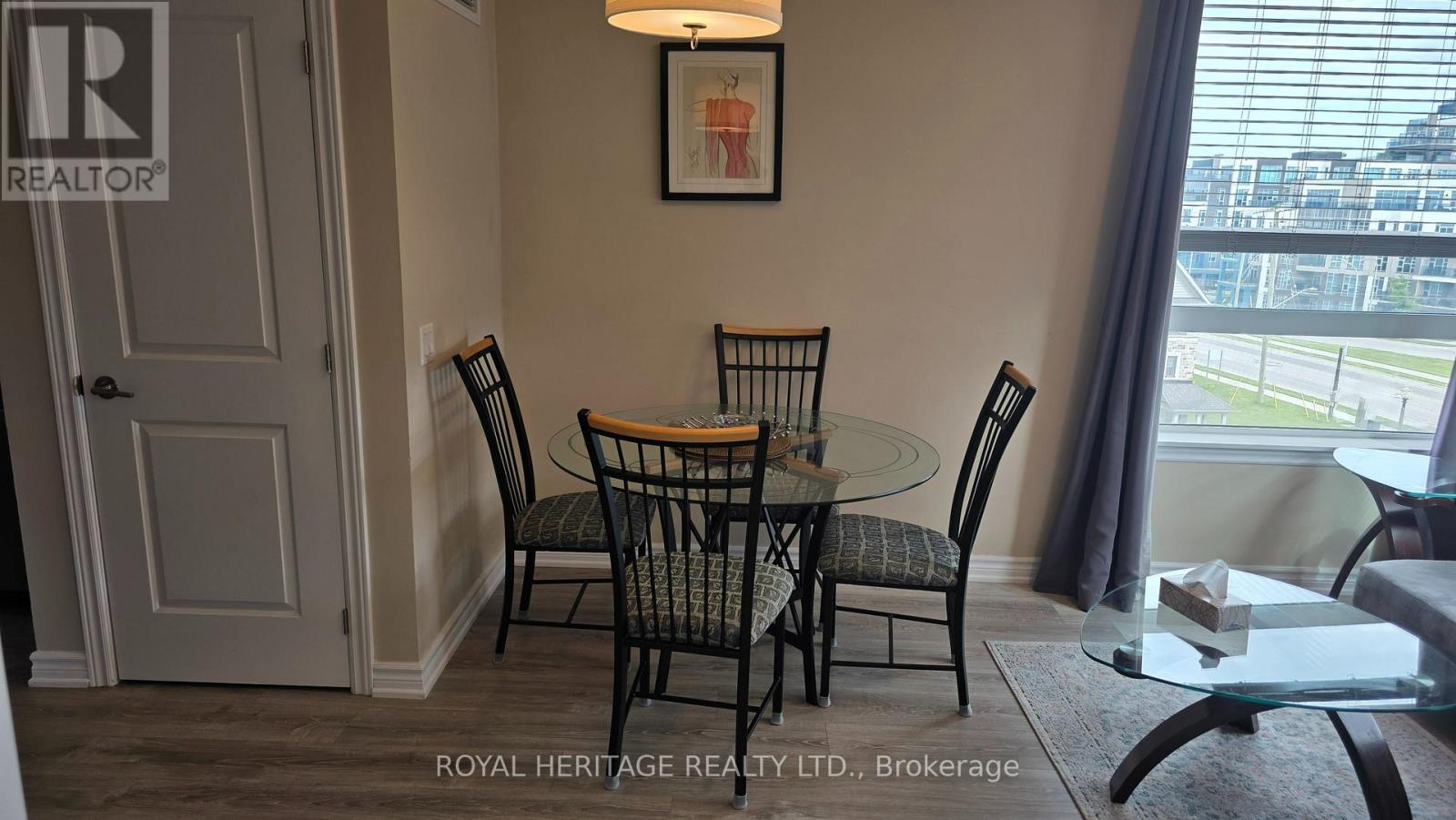 #513 10 ESPLANADE LANE - 26