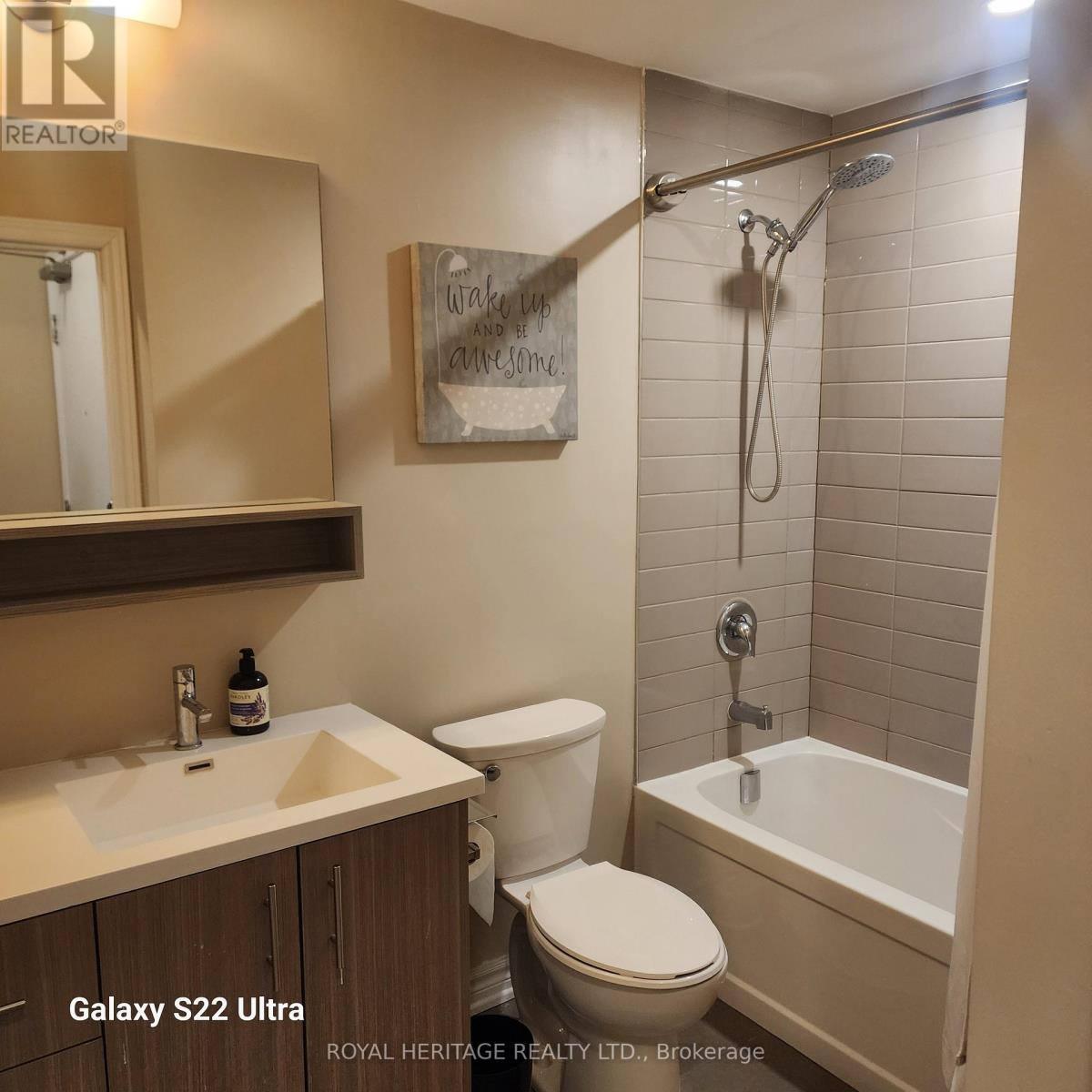 #513 10 ESPLANADE LANE - 11