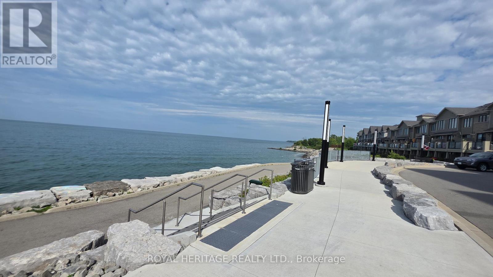 #513 10 ESPLANADE LANE - 6