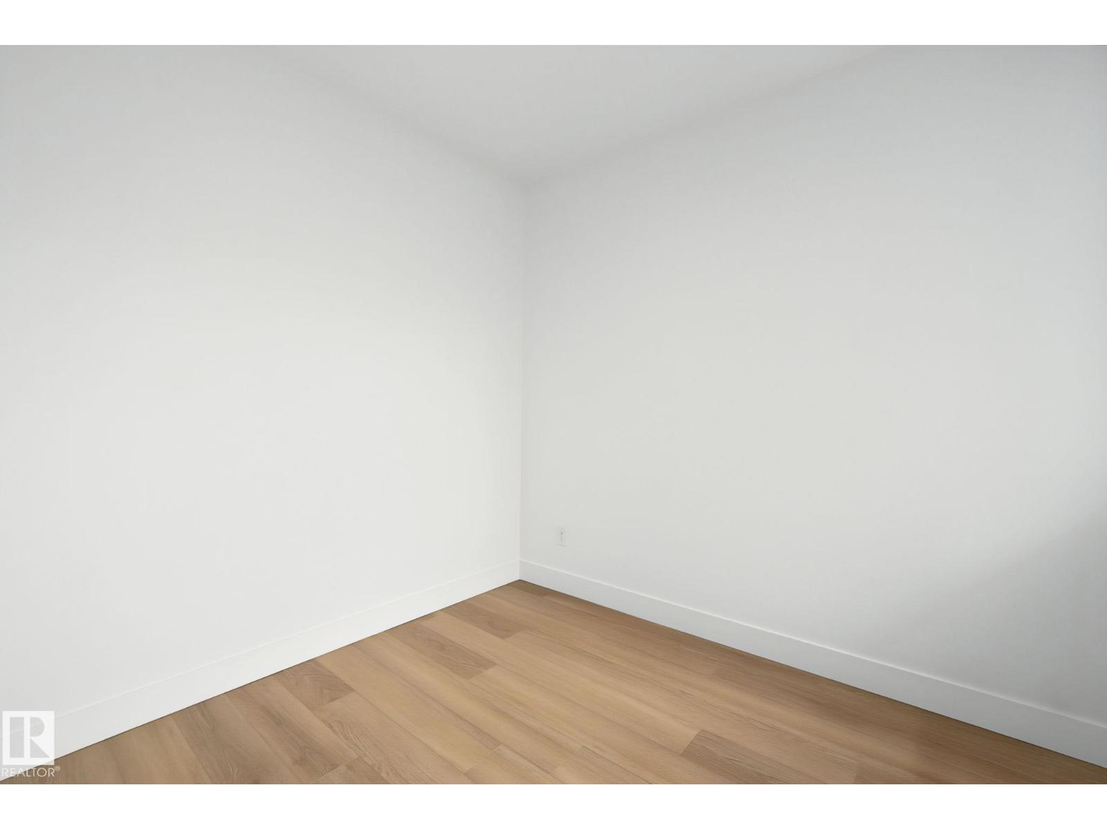 10617 60A AV NW - 18