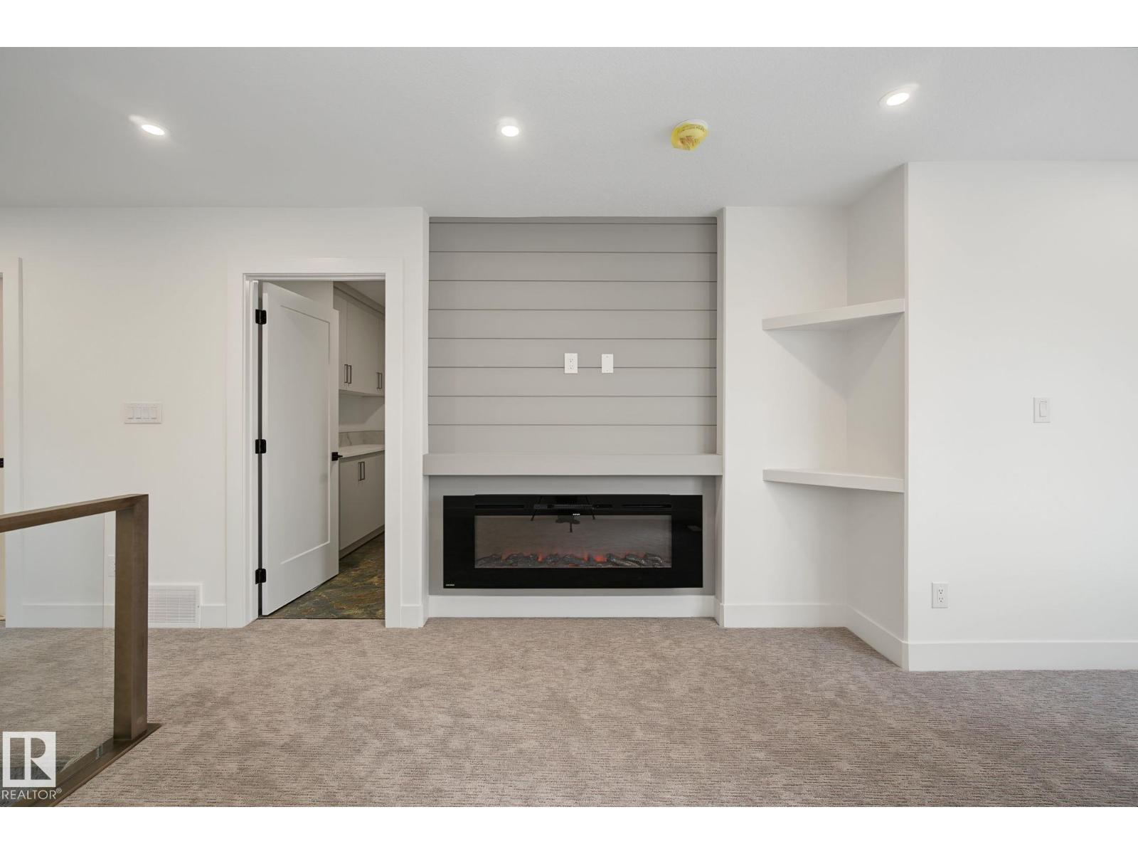 10617 60A AV NW - 25