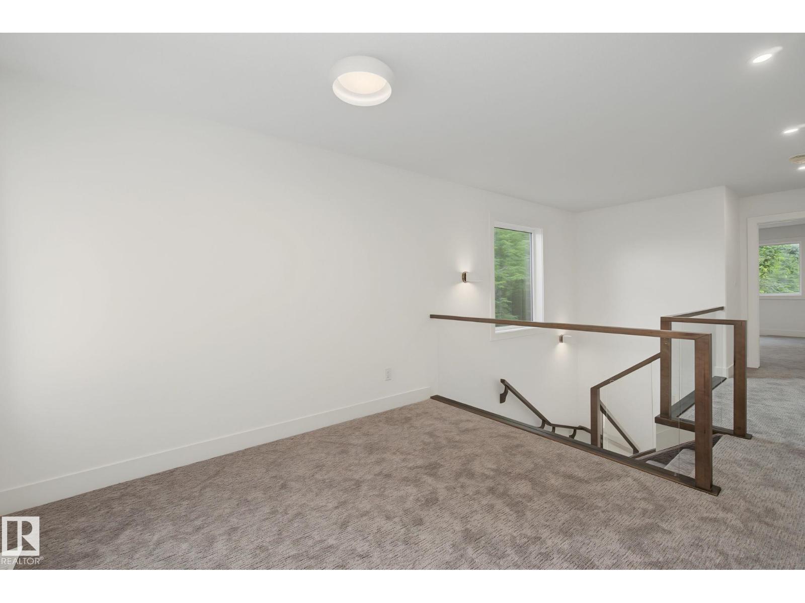 10617 60A AV NW - 26