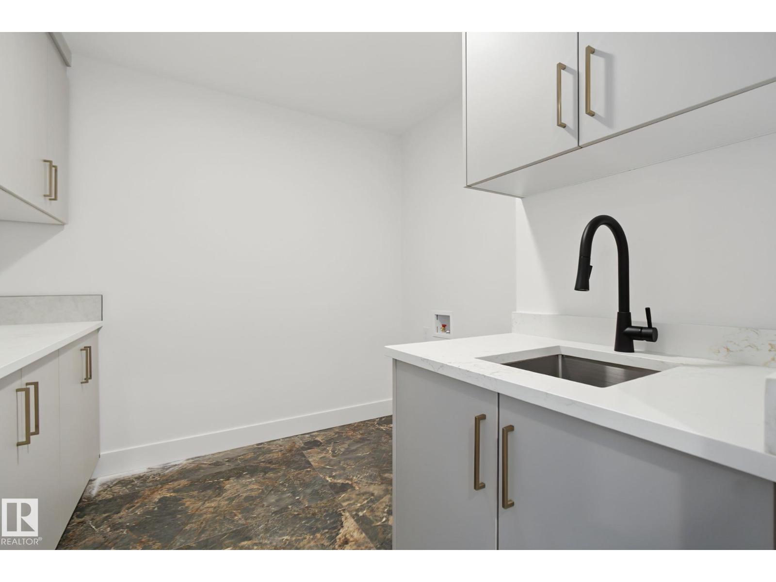 10617 60A AV NW - 35
