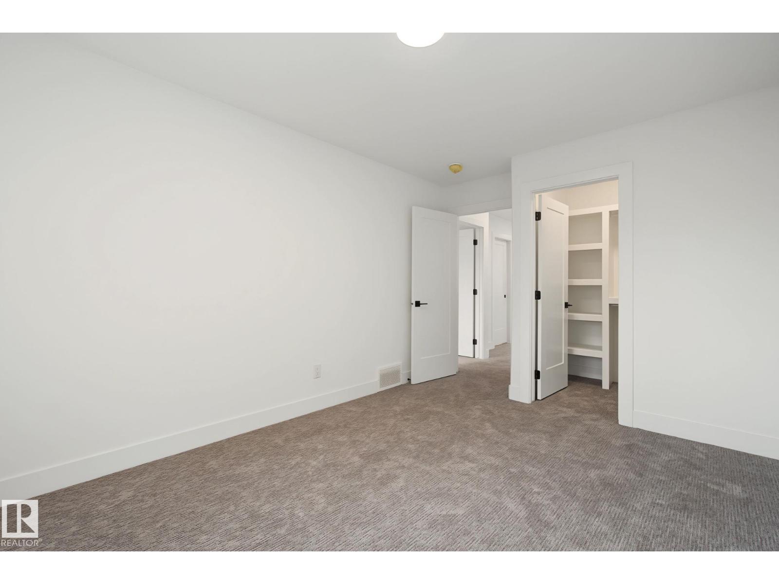 10617 60A AV NW - 43