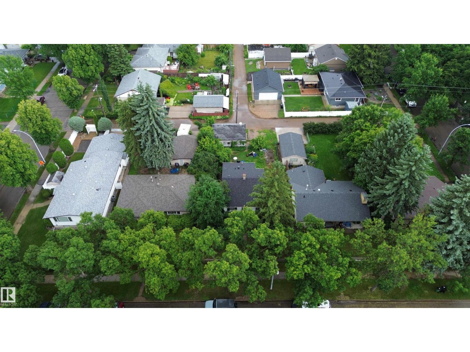 11209 38 ST NW - 4