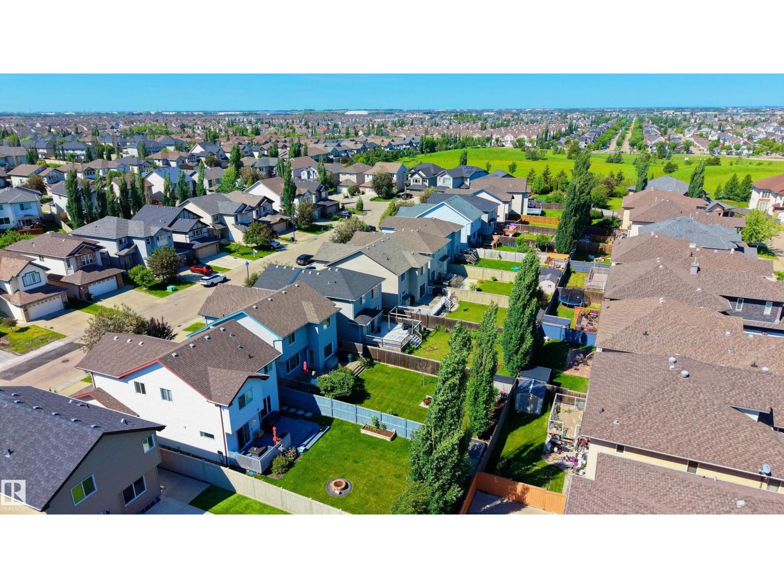 6736 19 AV SW - 53
