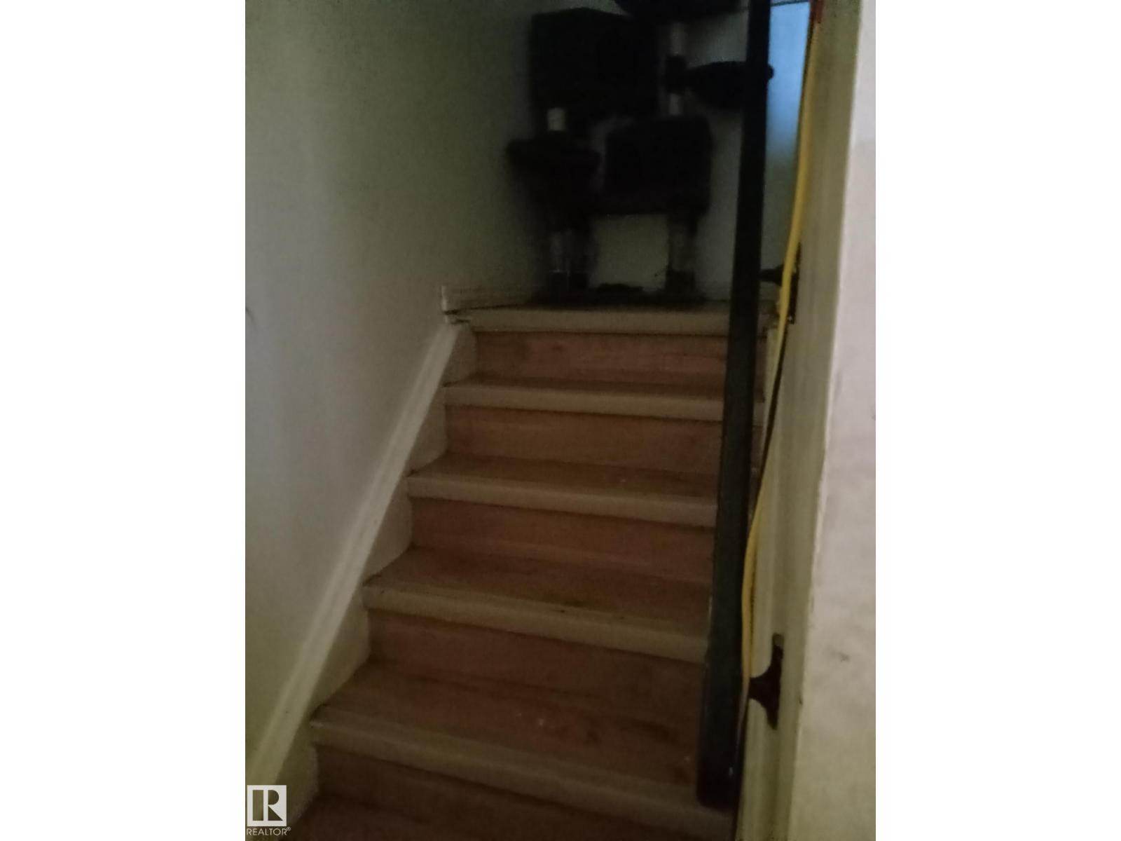#313 2908 116A AV NW - 10