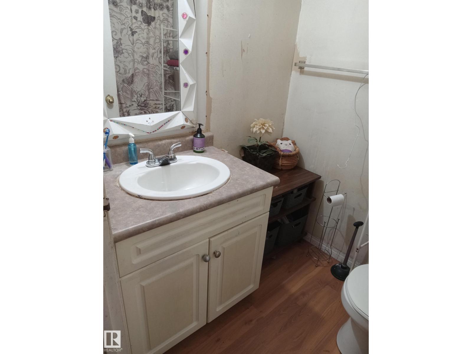 #313 2908 116A AV NW - 14
