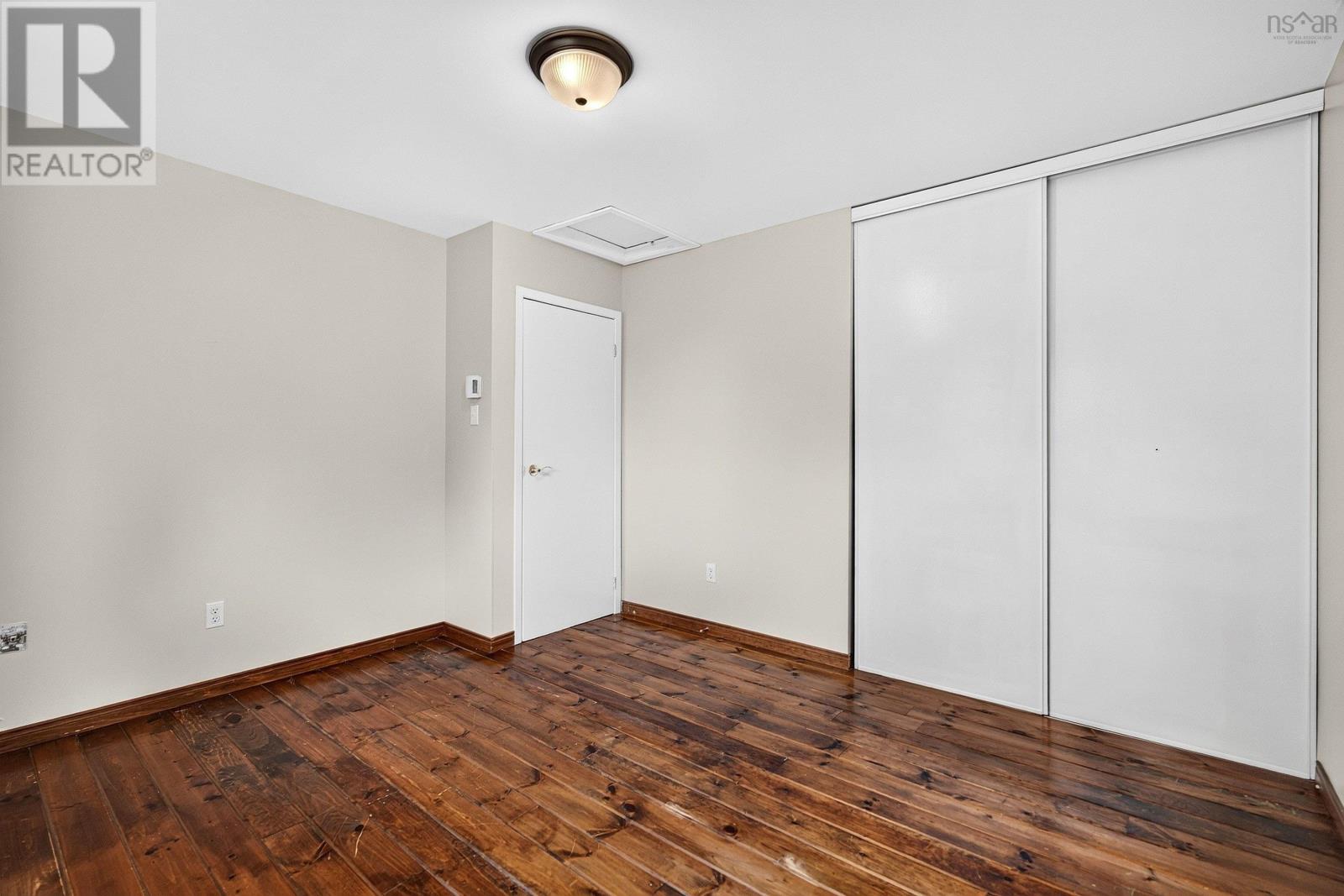 20 Greely Court - 26