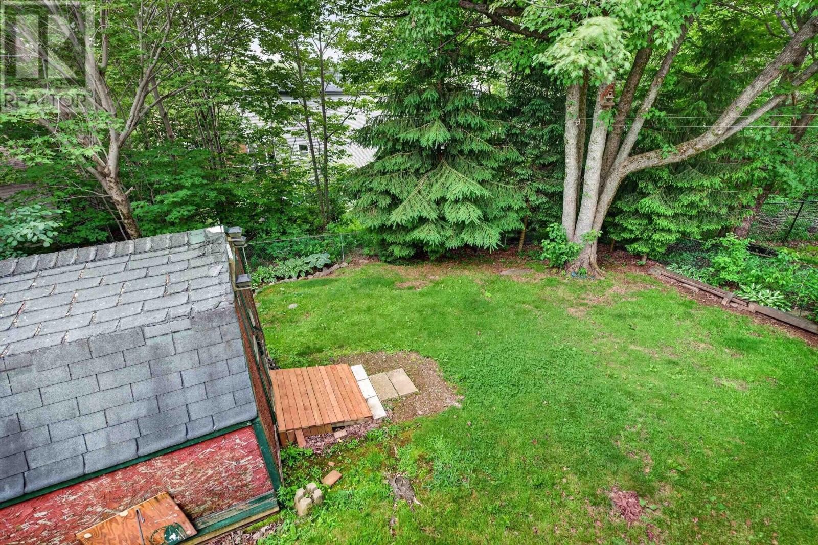 20 Greely Court - 44