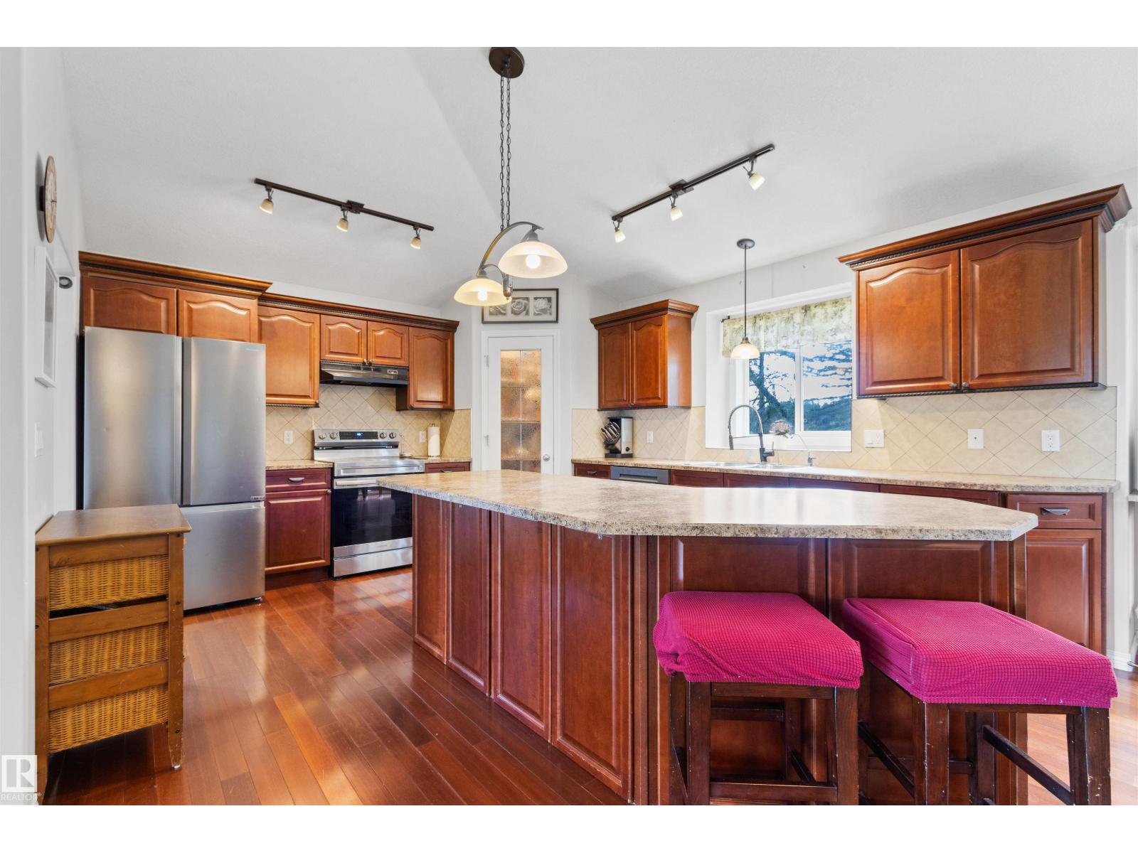 7017 TWP ROAD 514 - 28