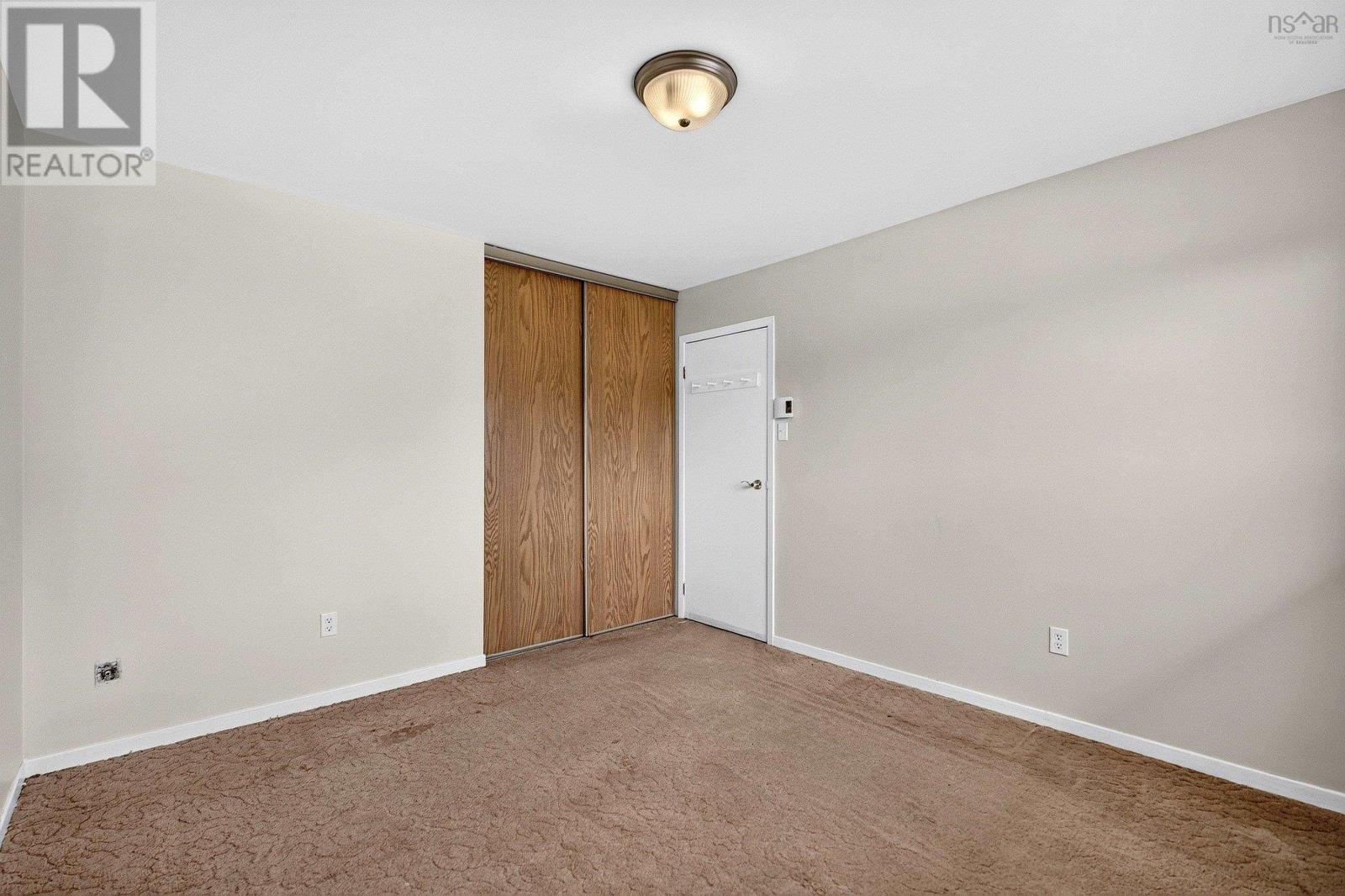 20 Greely Court - 29