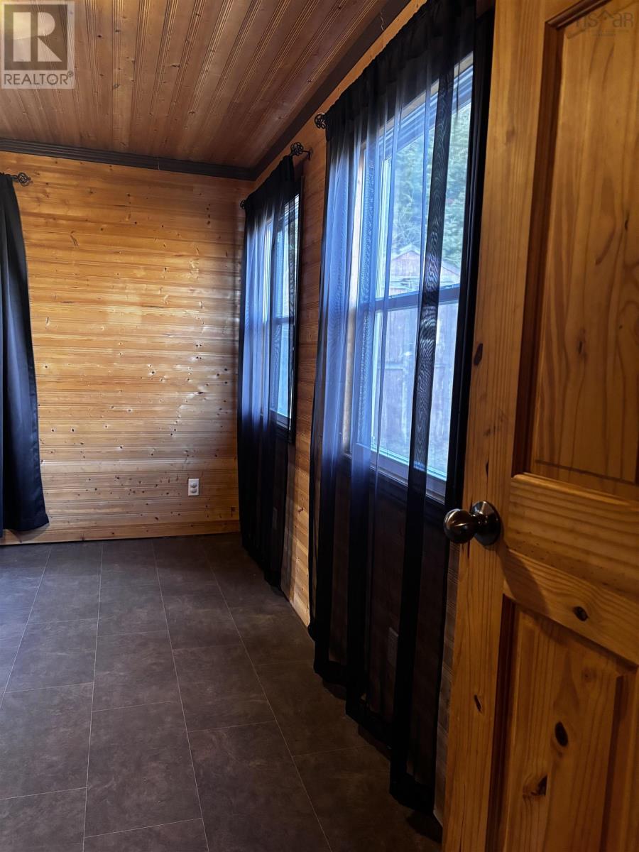 275 River Road - 10