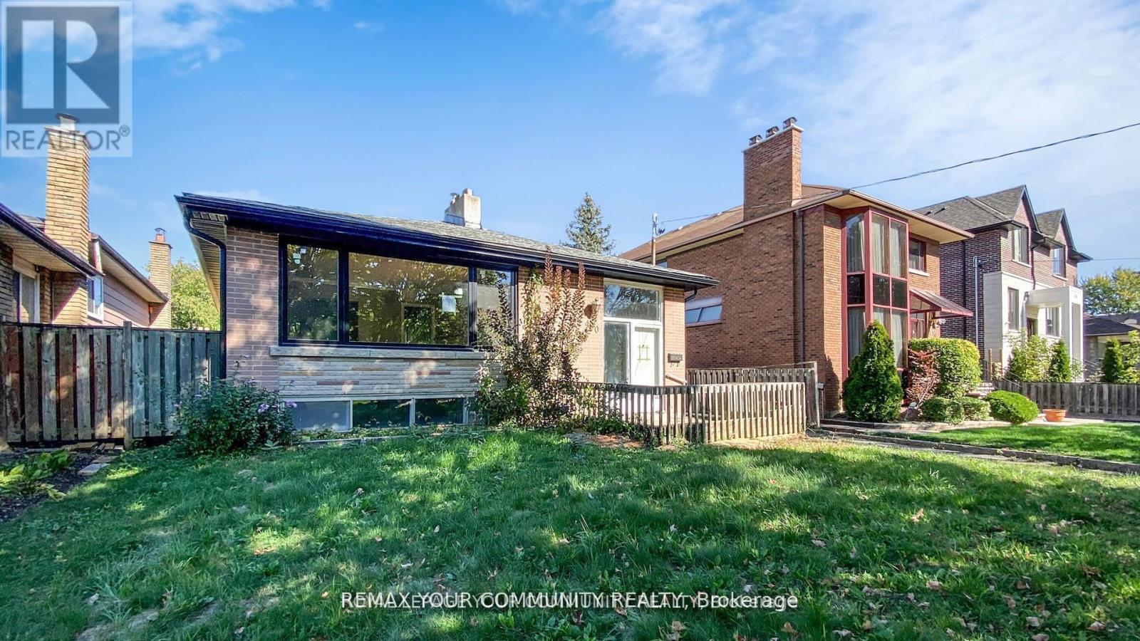 480 ELLERSLIE AVENUE - 1