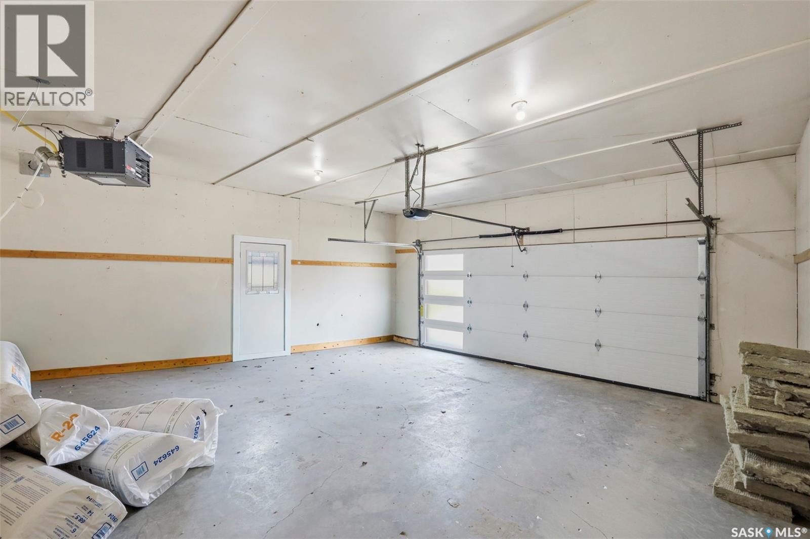 607 Addie CRESCENT - 40