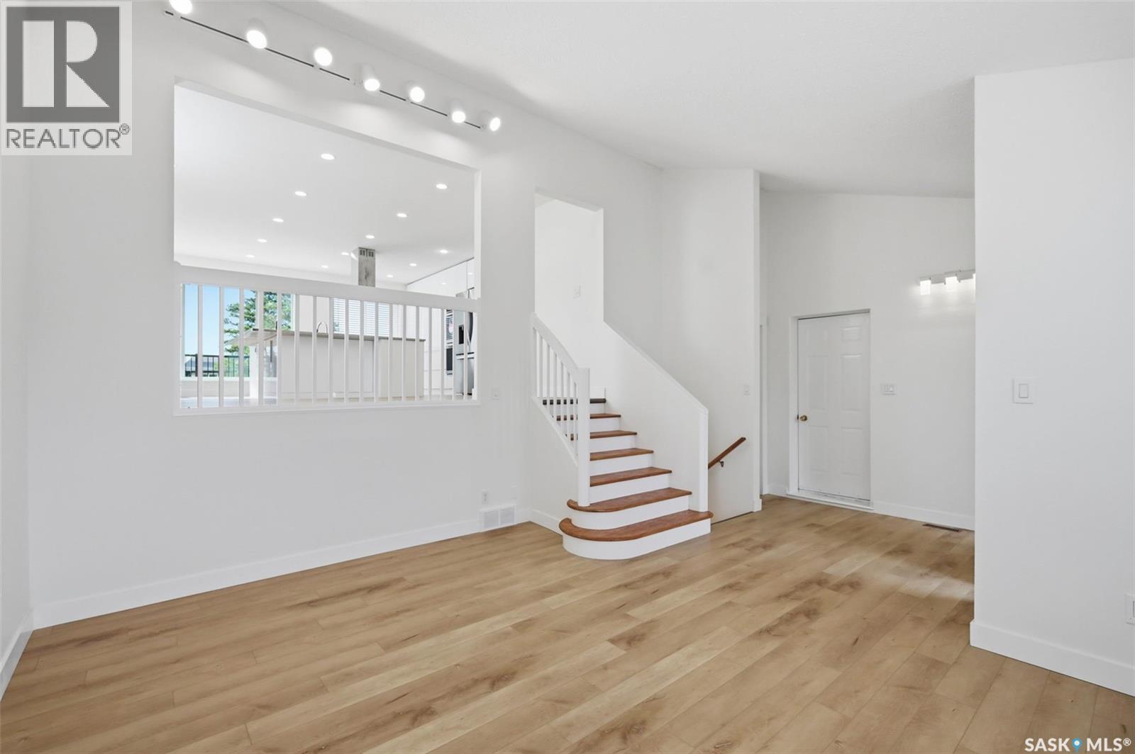 607 Addie CRESCENT - 5