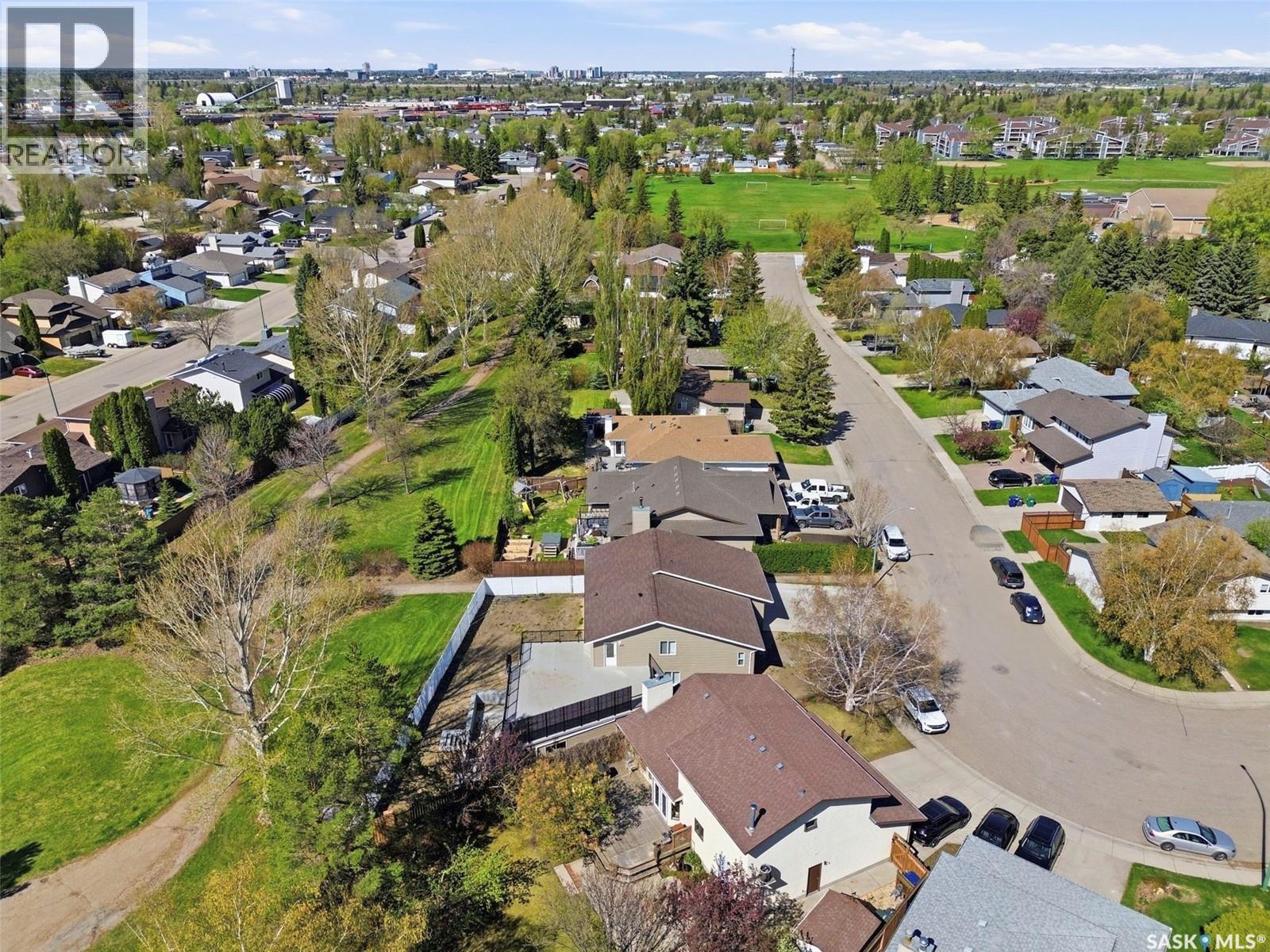 607 Addie CRESCENT - 74