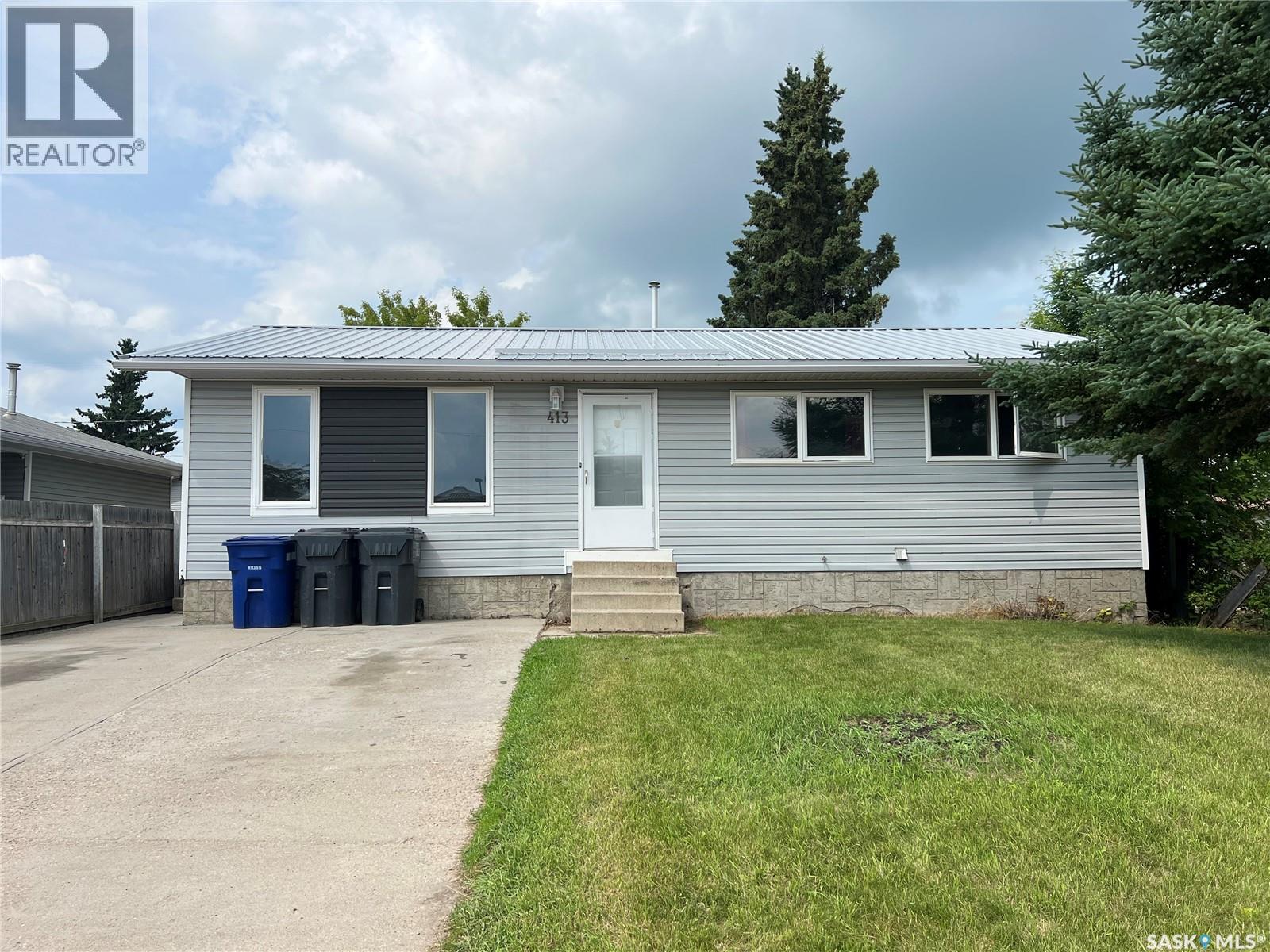 413 5th STREET W - 1
