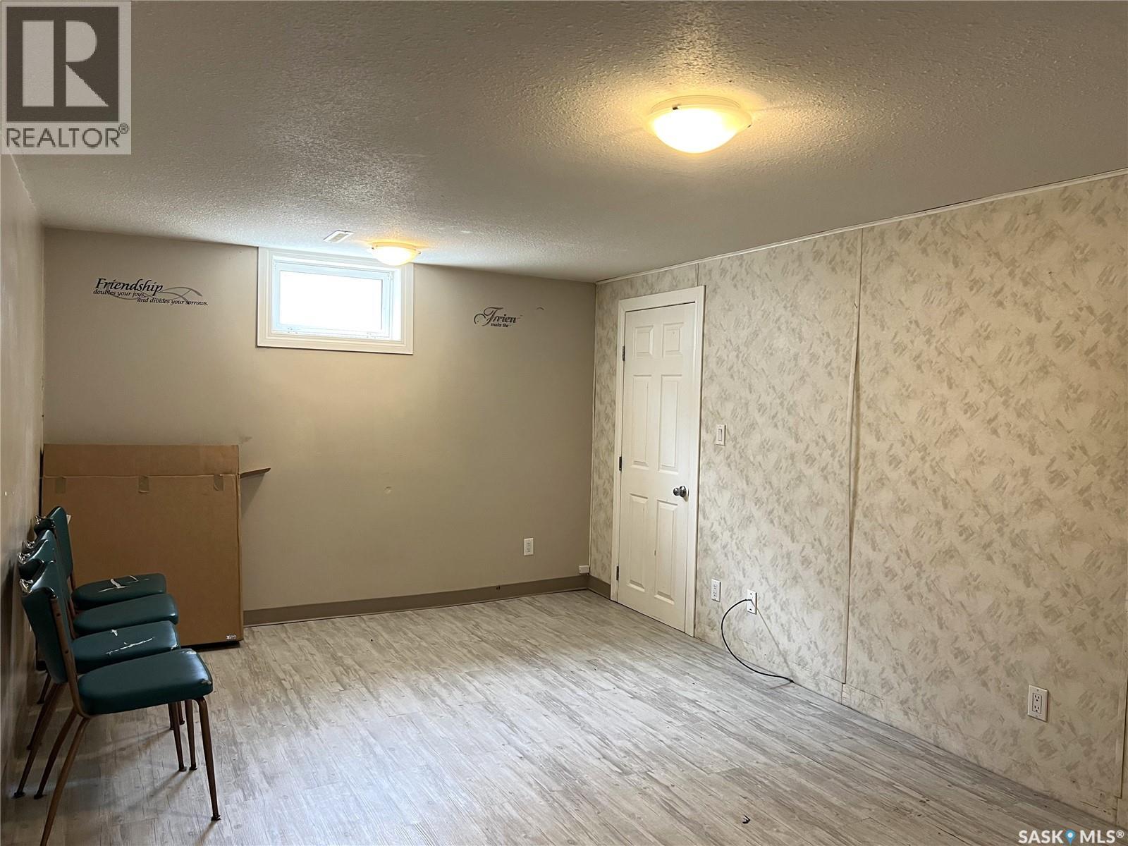 413 5th STREET W - 12