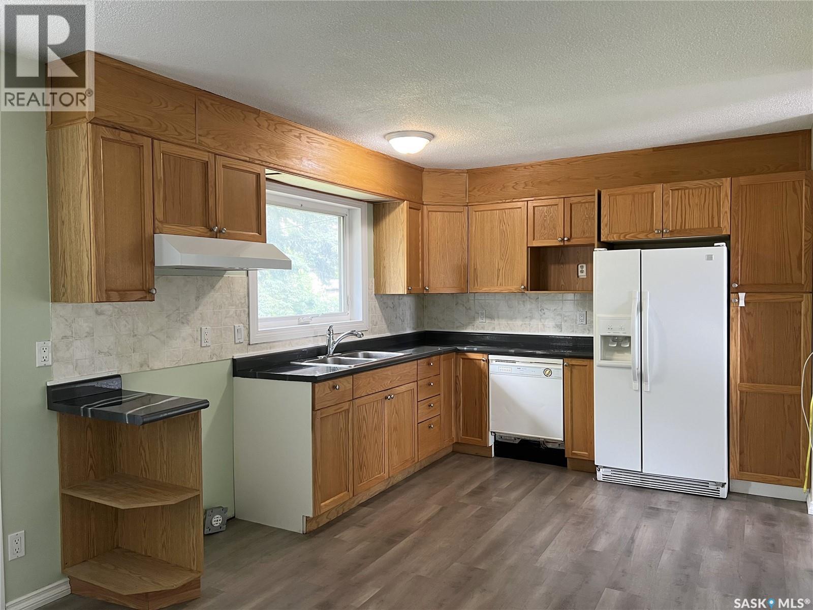 413 5th STREET W - 2