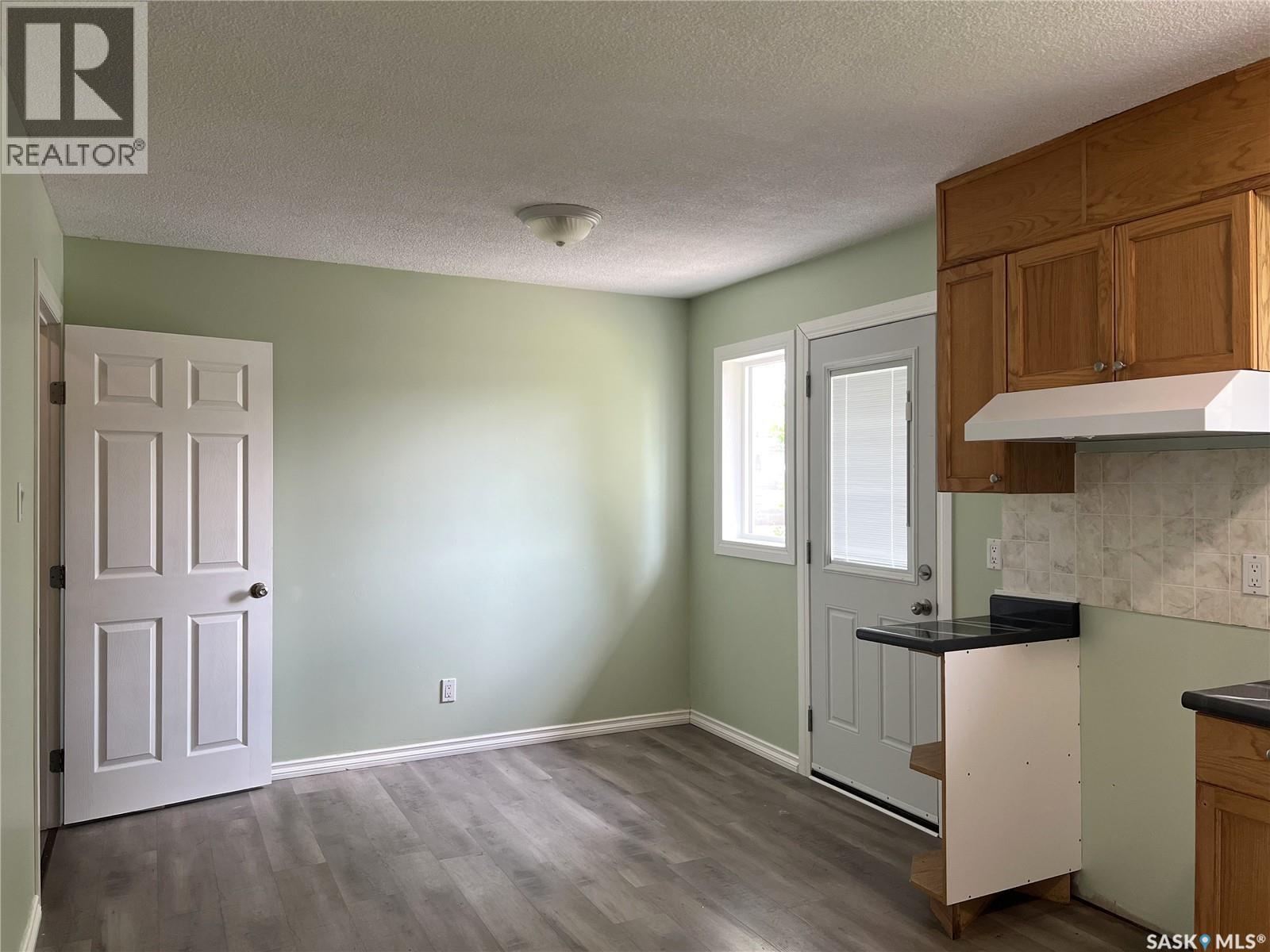 413 5th STREET W - 3