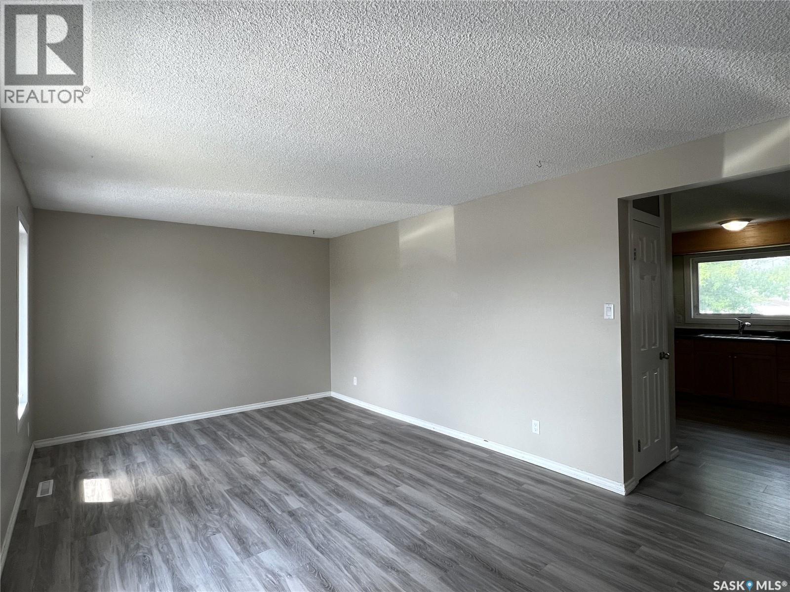 413 5th STREET W - 4