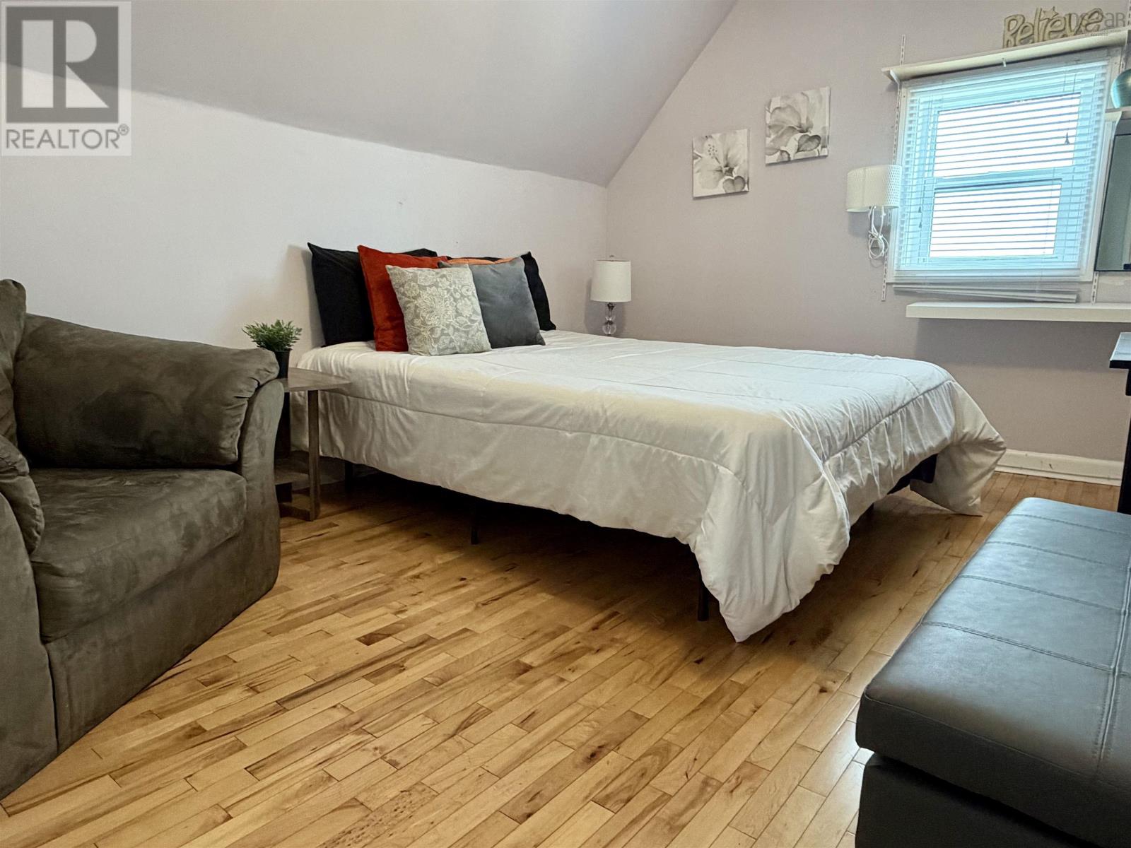 11 Havenside Road - 41