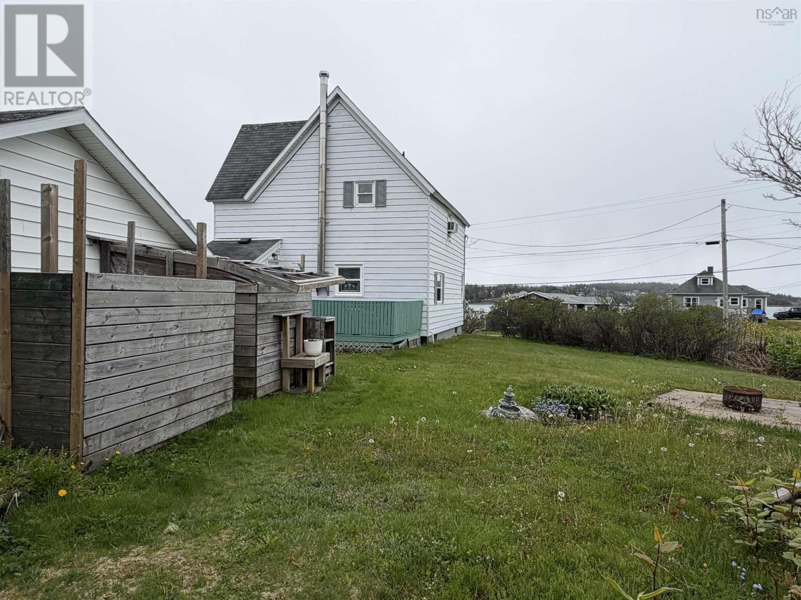 11 Havenside Road - 13